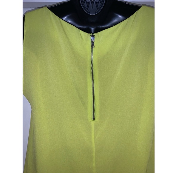 Alice & Olivia Silk Bateau Neckline Blouse in Neon Green - Picture 10 of 11